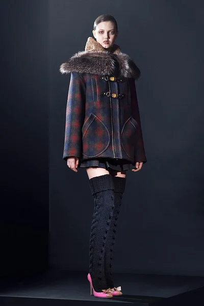 Look 10